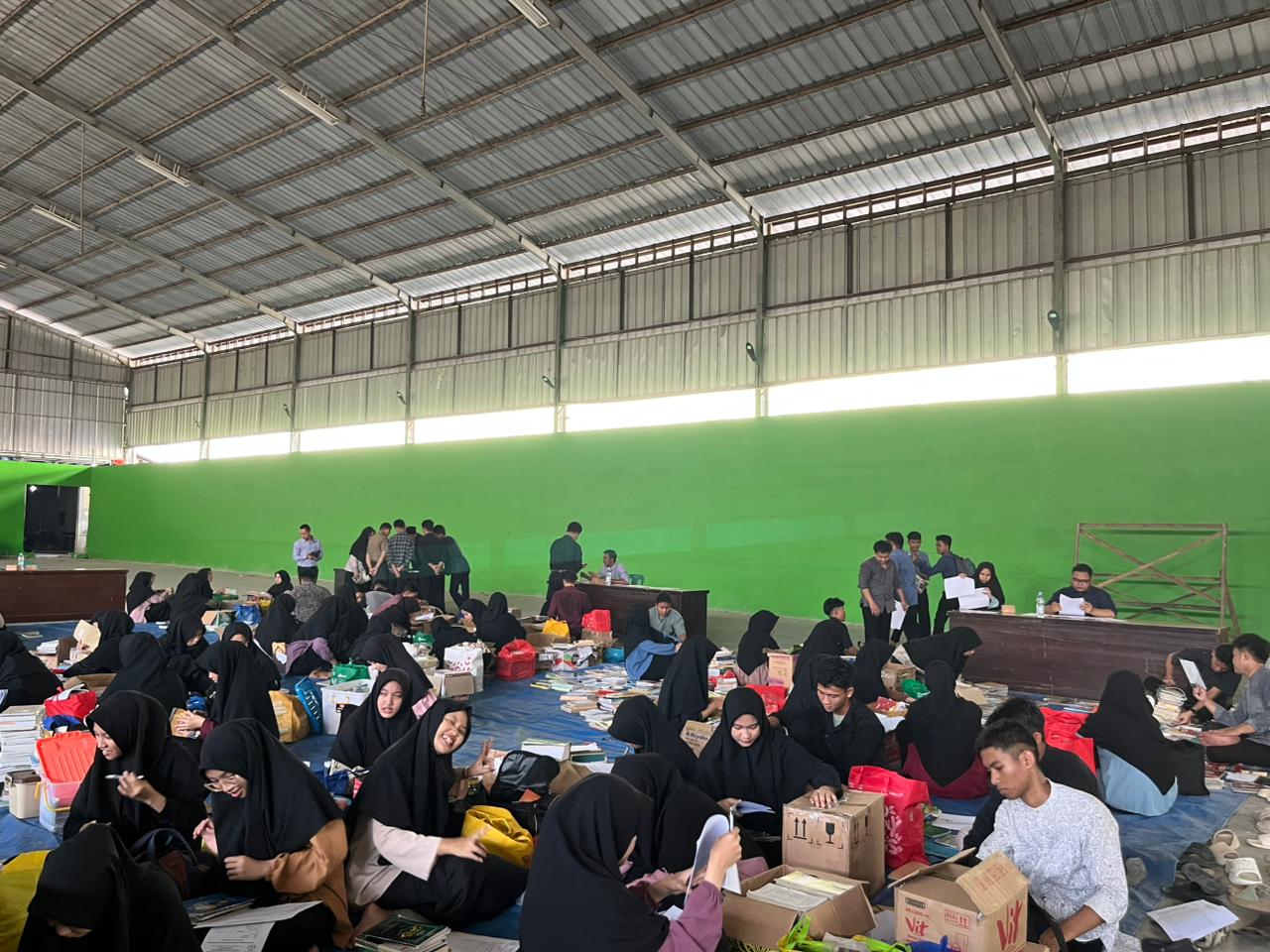 Taftisy Kutub Siswa Akhir Pondok Pesantren Darurrahmah YAPIDA Sebagai Syarat Kelulusan